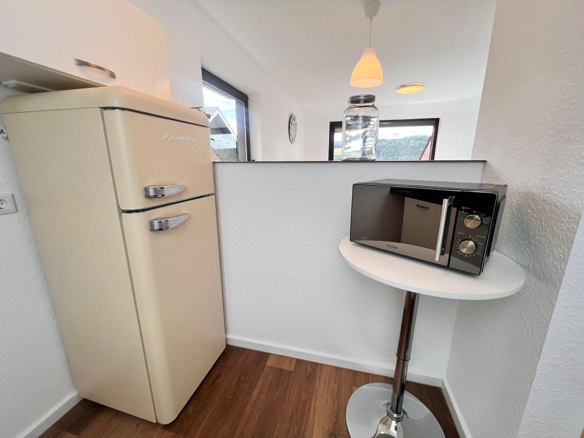 Gemuetliche 3-Zimmer-Wohnung Mit Panoramablick Und Kostenlosem Ueberdachten Parkplatz Winterberg Kültér fotó