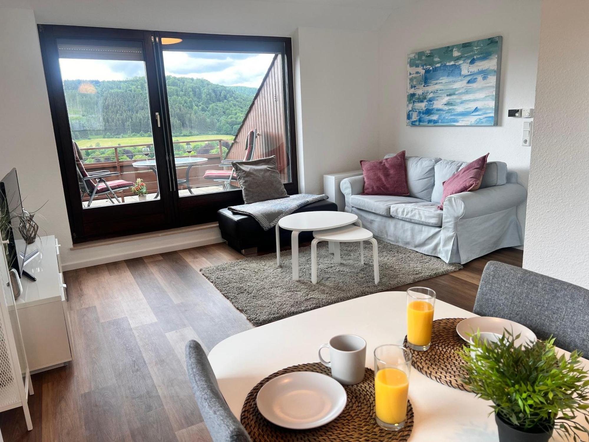 Gemuetliche 3-Zimmer-Wohnung Mit Panoramablick Und Kostenlosem Ueberdachten Parkplatz Winterberg Kültér fotó
